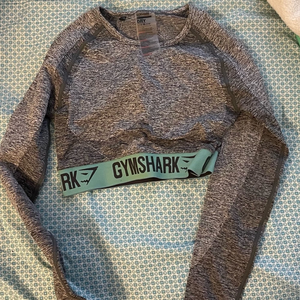 gymshark flex crop top